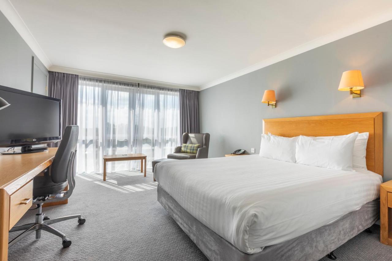 Holiday Inn Basildon By Ihg Zewnętrze zdjęcie