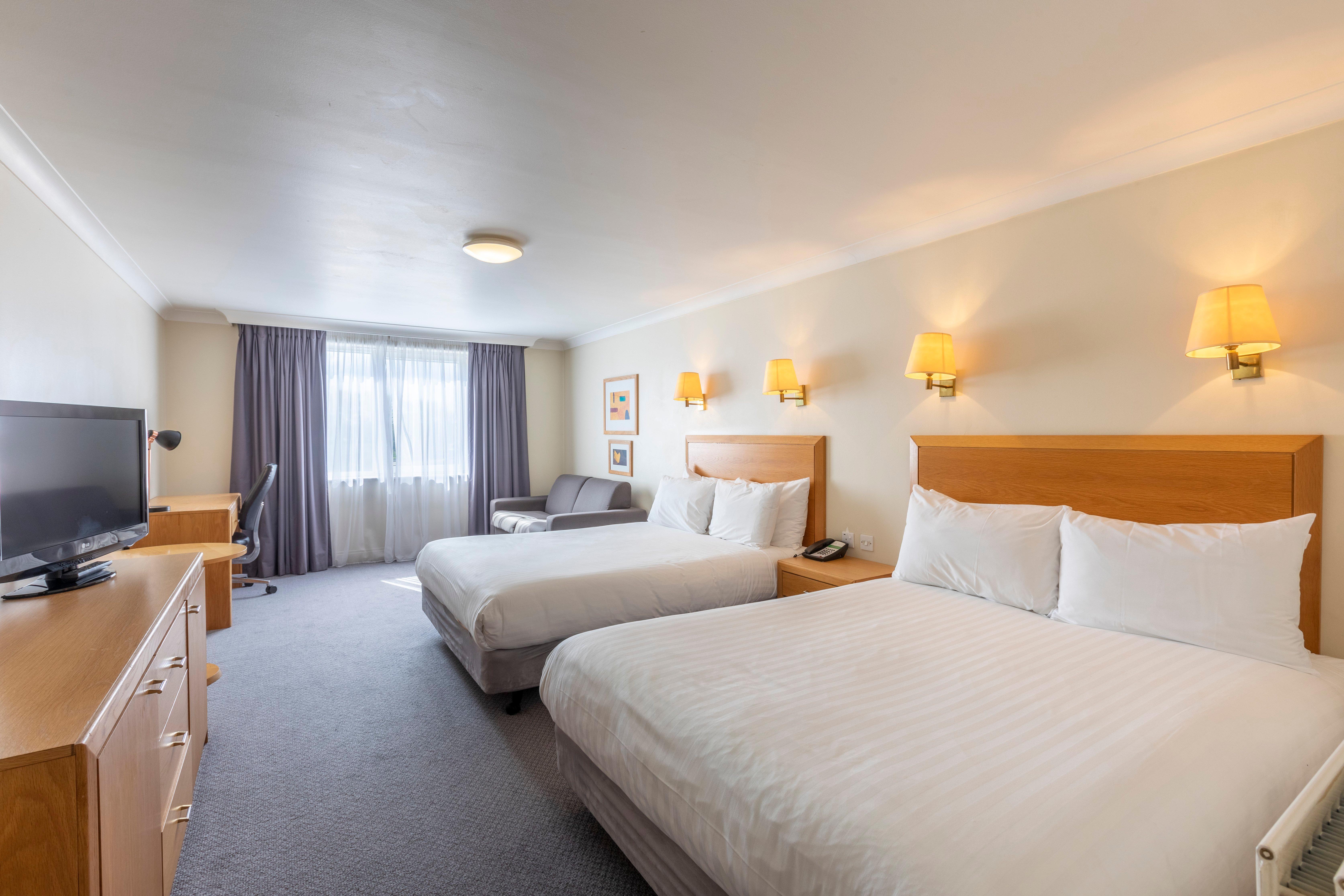 Holiday Inn Basildon By Ihg Zewnętrze zdjęcie