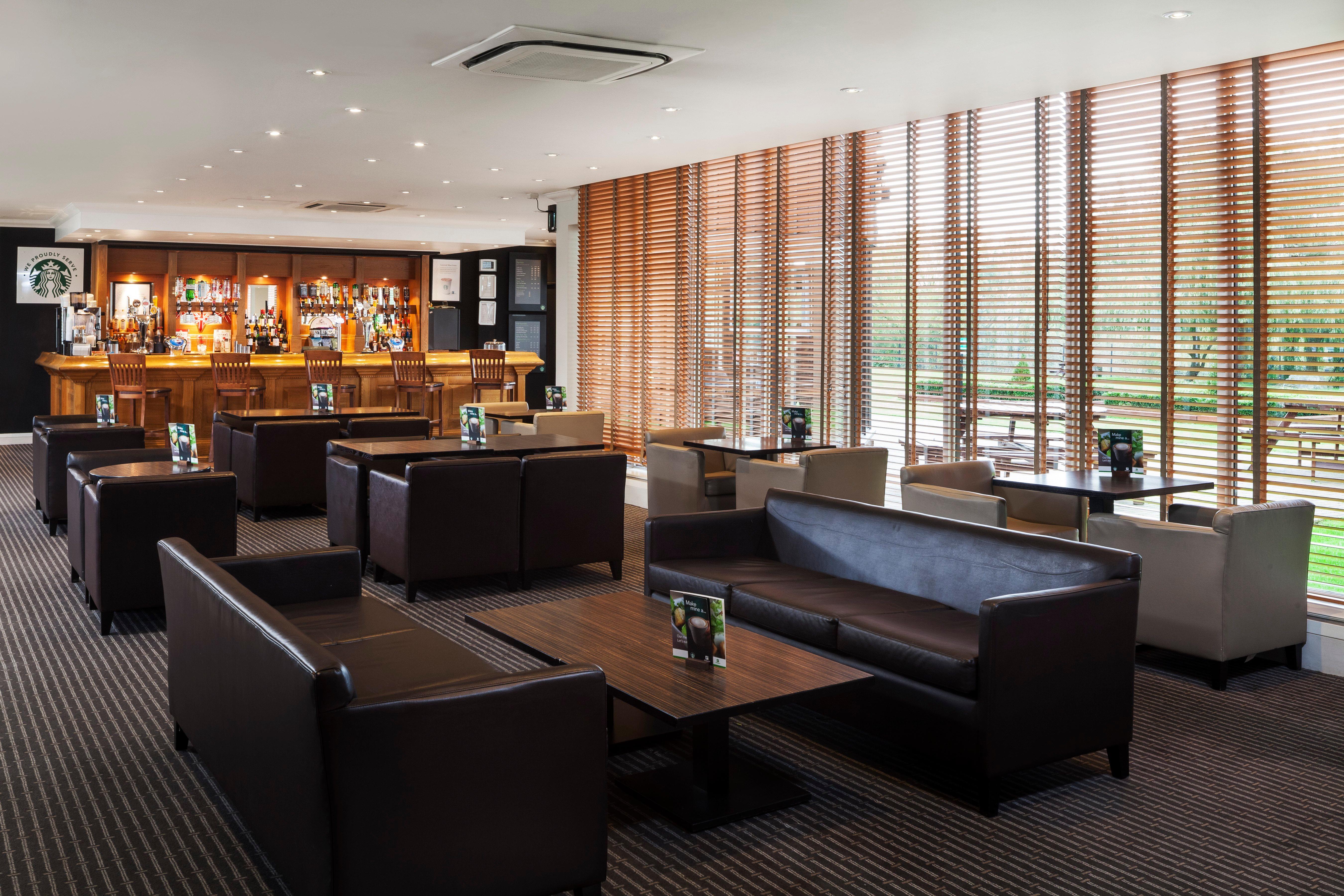 Holiday Inn Basildon By Ihg Zewnętrze zdjęcie