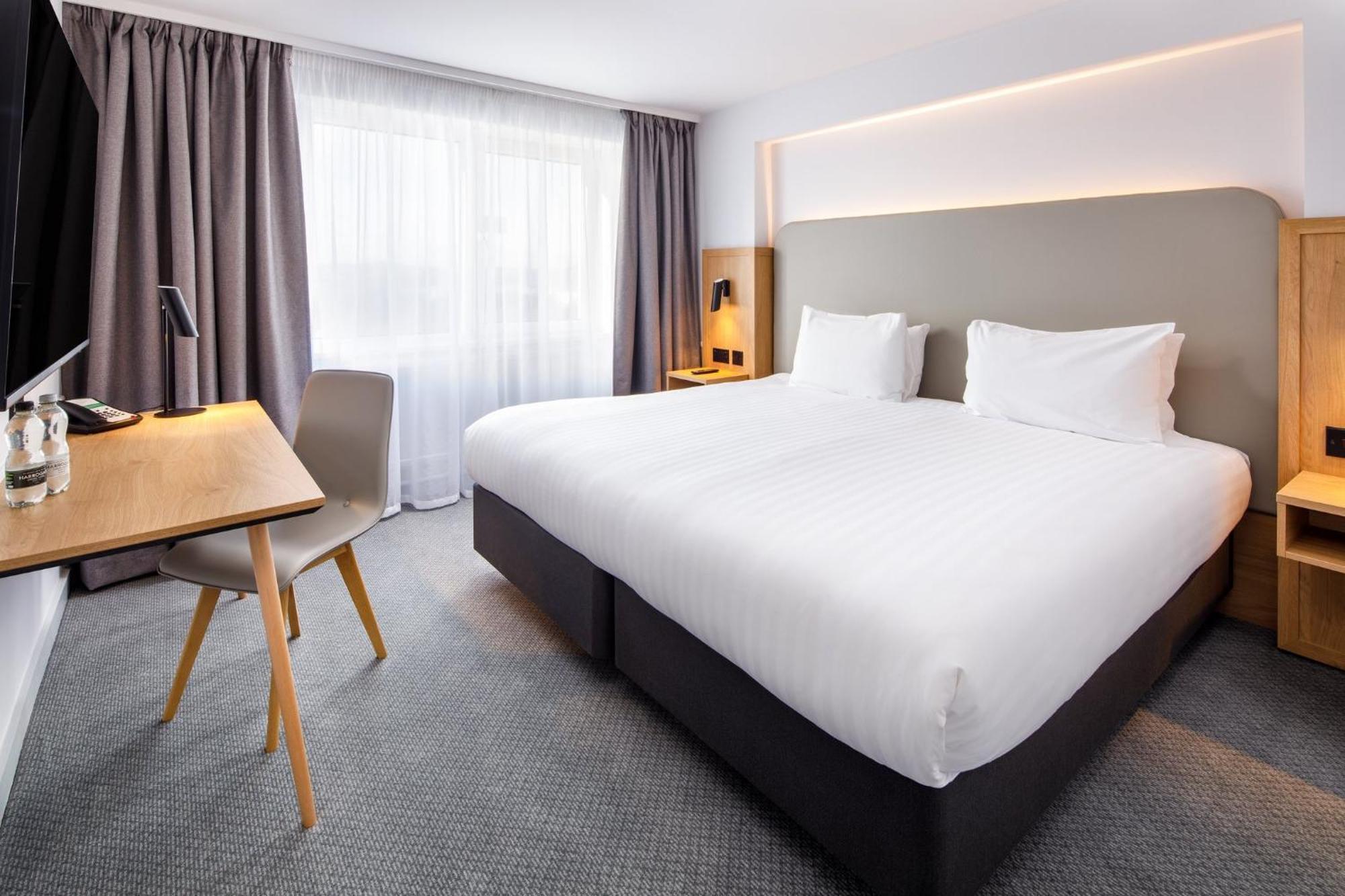 Holiday Inn Basildon By Ihg Zewnętrze zdjęcie
