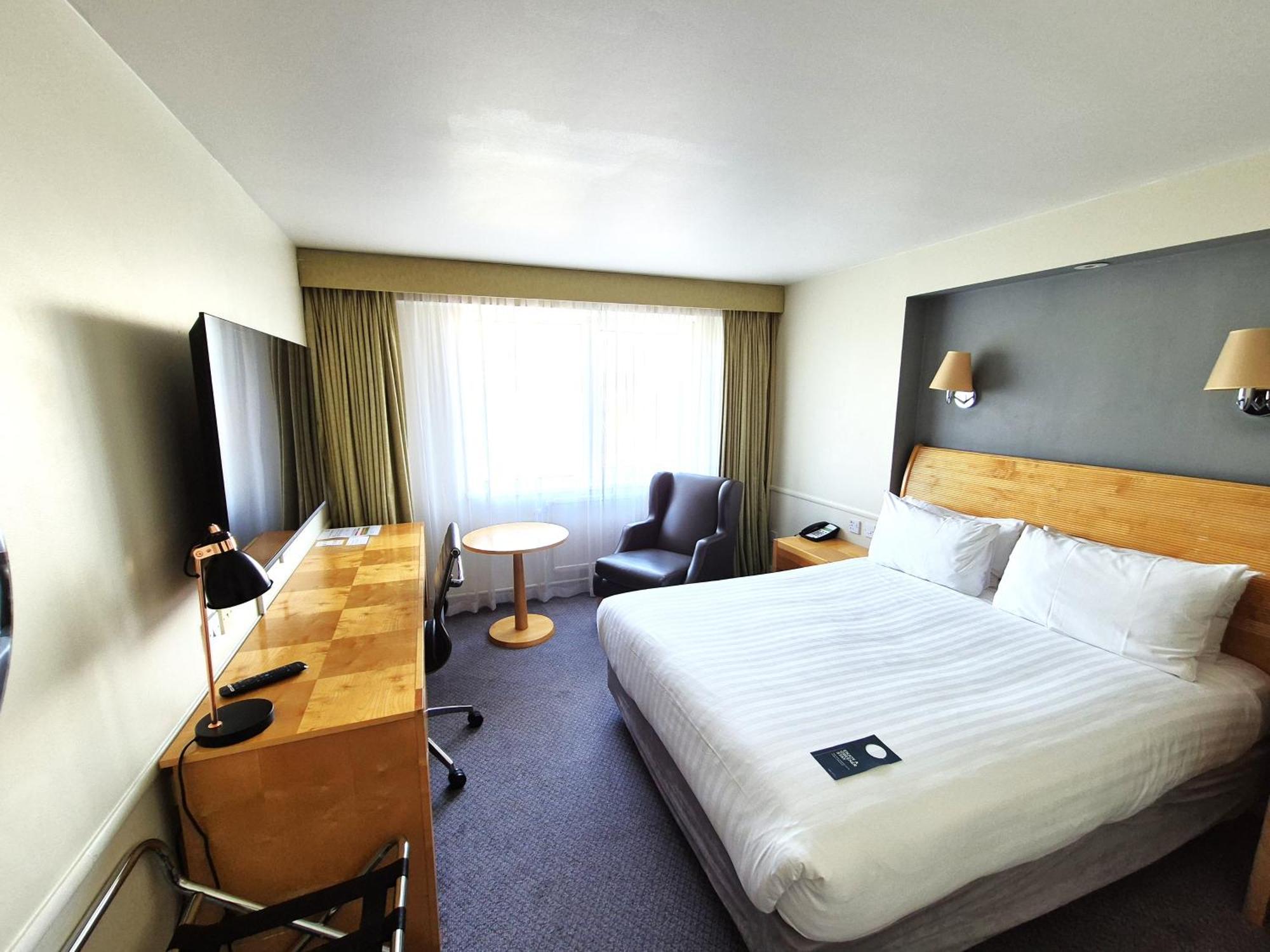 Holiday Inn Basildon By Ihg Zewnętrze zdjęcie