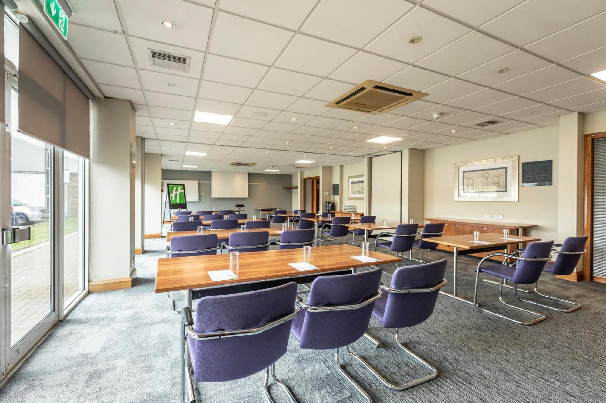 Holiday Inn Basildon By Ihg Zewnętrze zdjęcie